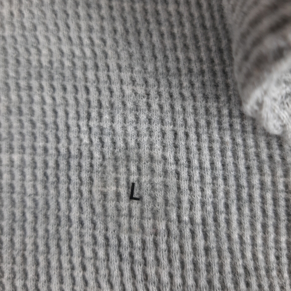 Aeropostale long sleeve - Picture 2 of 4